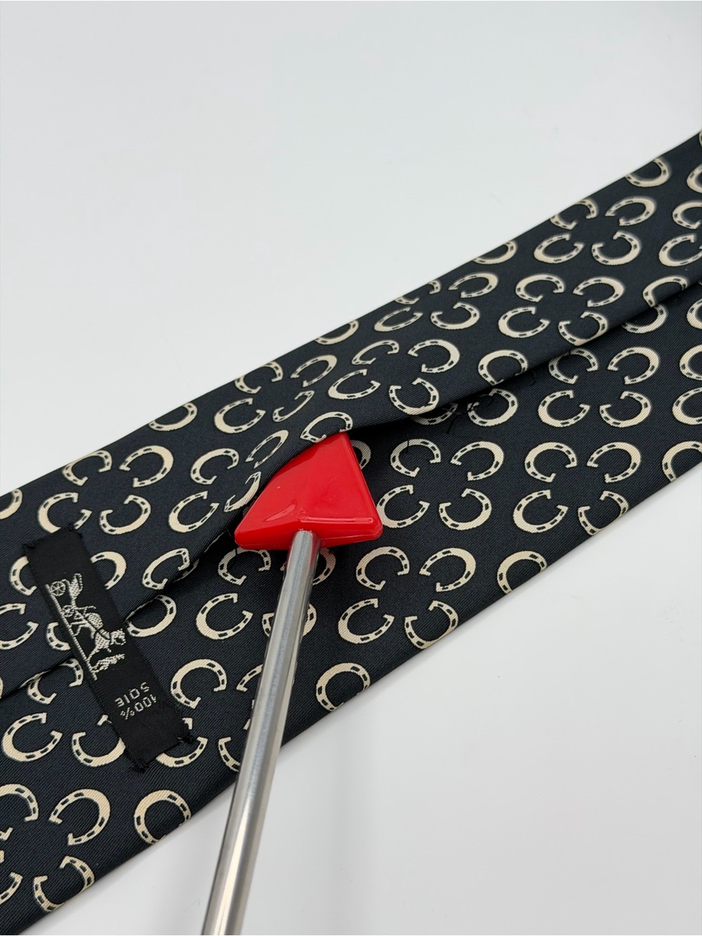 Hermès Paris Men’s Deep Charcoal Gray Horseshoe 100% Silk Tie France Vintage - Picture 15 of 16